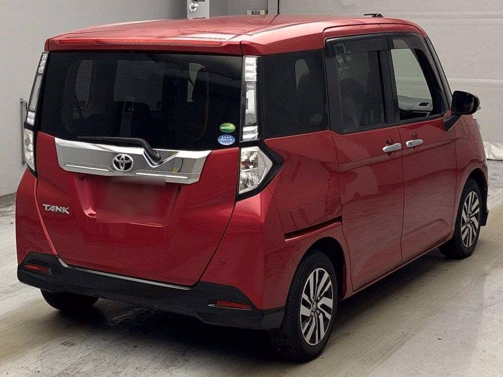 TOYOTA TANK