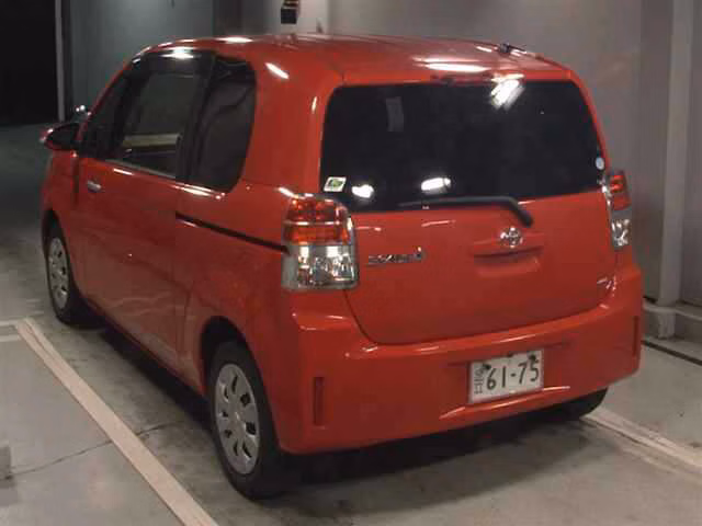 TOYOTA SPADE