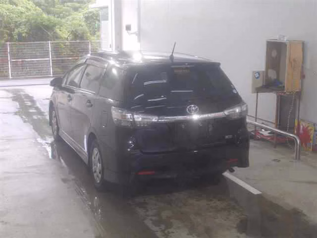 TOYOTA WISH