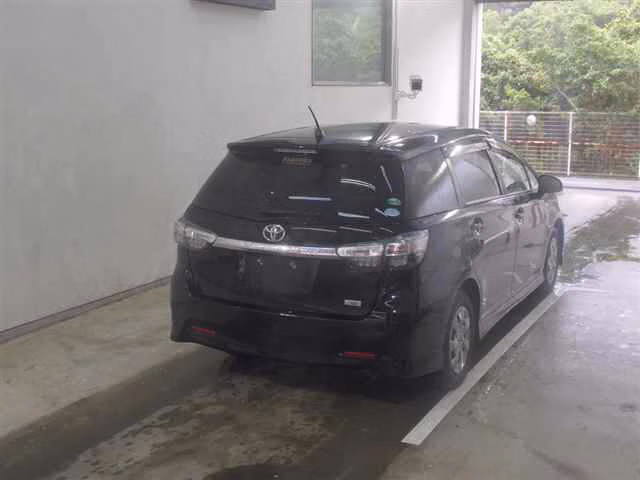 TOYOTA WISH