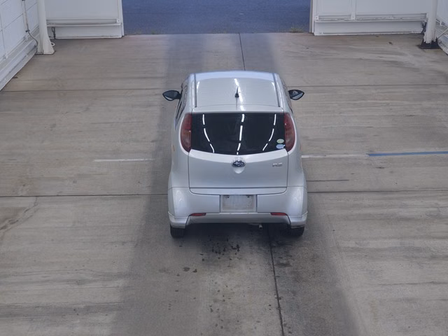 SUBARU R2