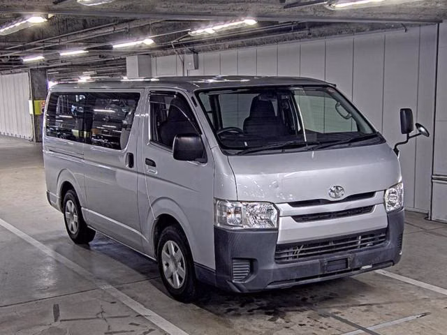 Toyota Regius Ace