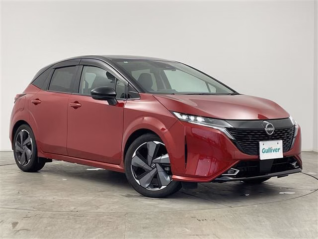 Nissan Aura