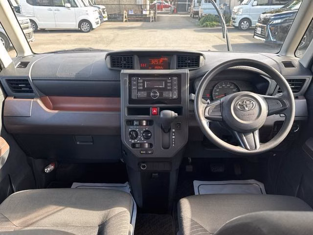 TOYOTA TANK