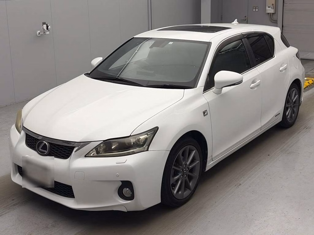 Lexus CT200h