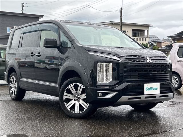 Mitsubishi Delica D:5