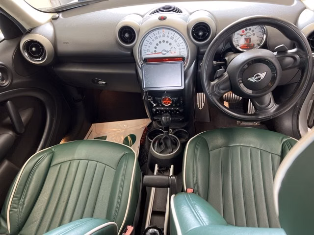 MINI CROSSOVER