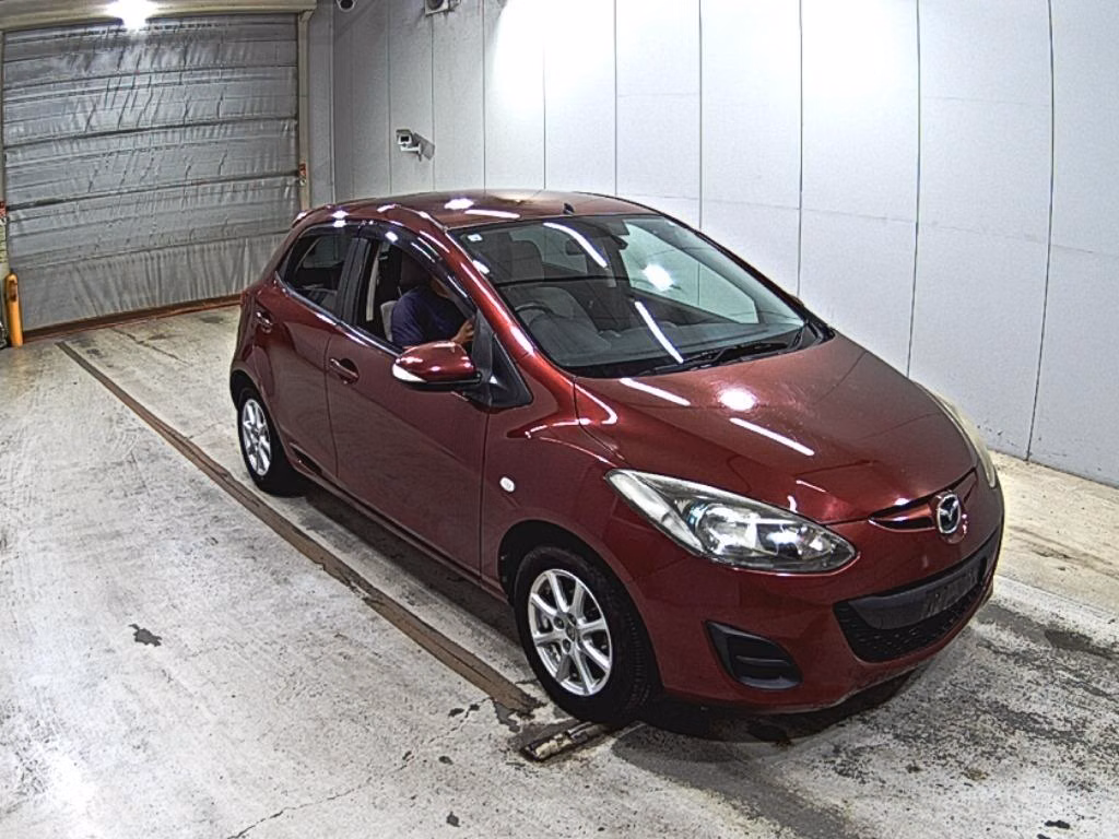 MAZDA DEMIO