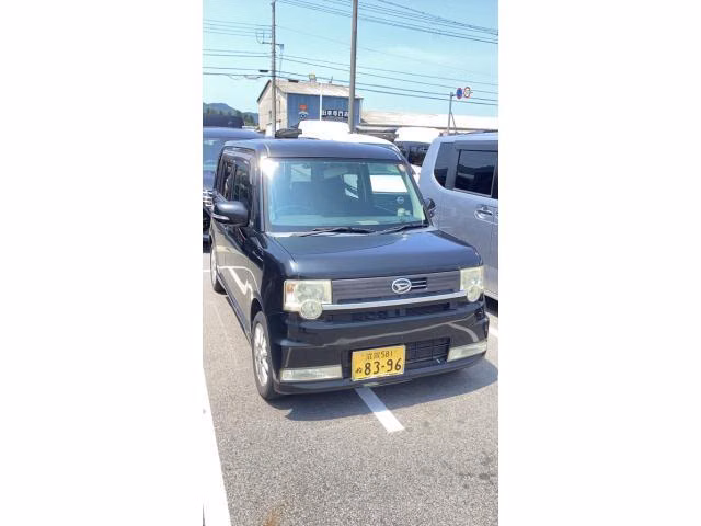 DAIHATSU MOVE CONTE