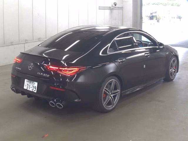 MERCEDES-BENZ CLA-CLASS