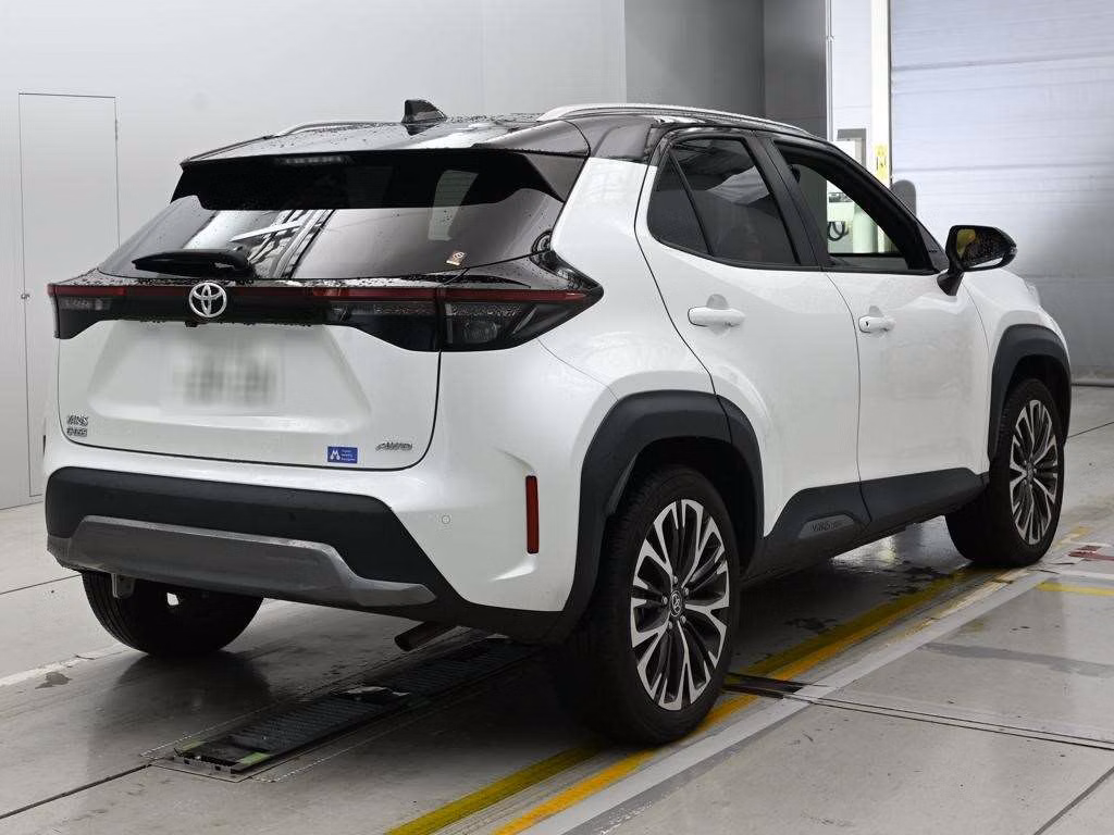 TOYOTA YARIS CROSS