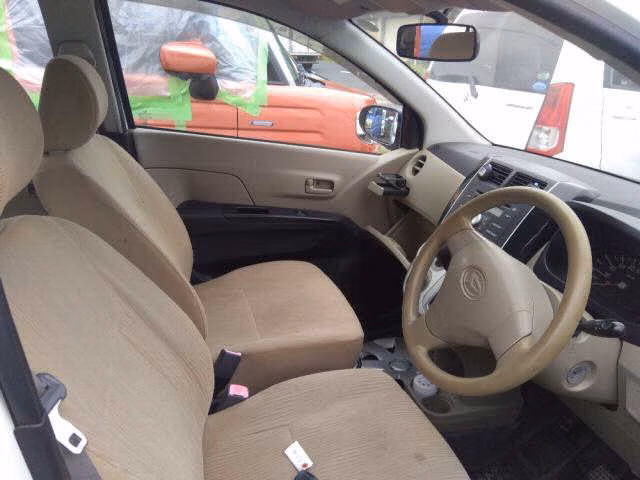 DAIHATSU MIRA