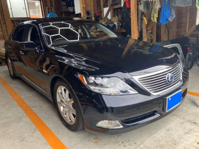 LEXUS LS600H