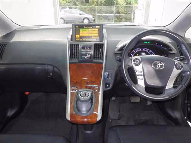TOYOTA SAI