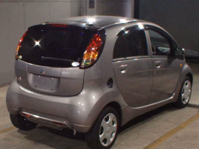 MITSUBISHI I