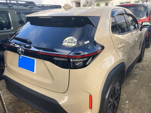 TOYOTA YARIS CROSS