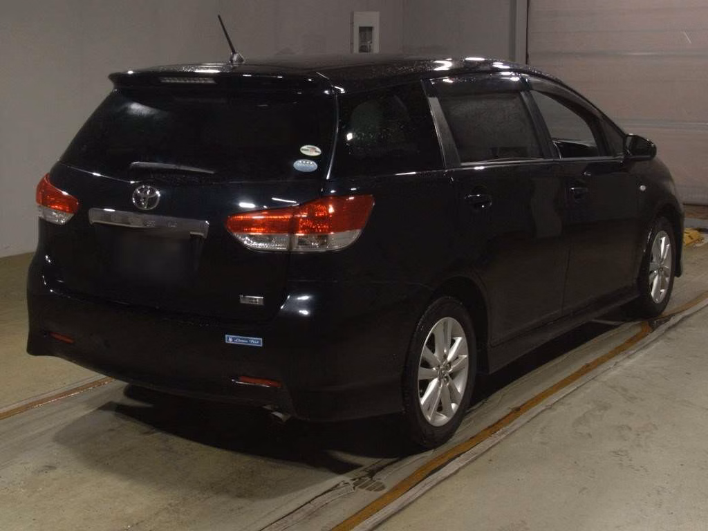 TOYOTA WISH