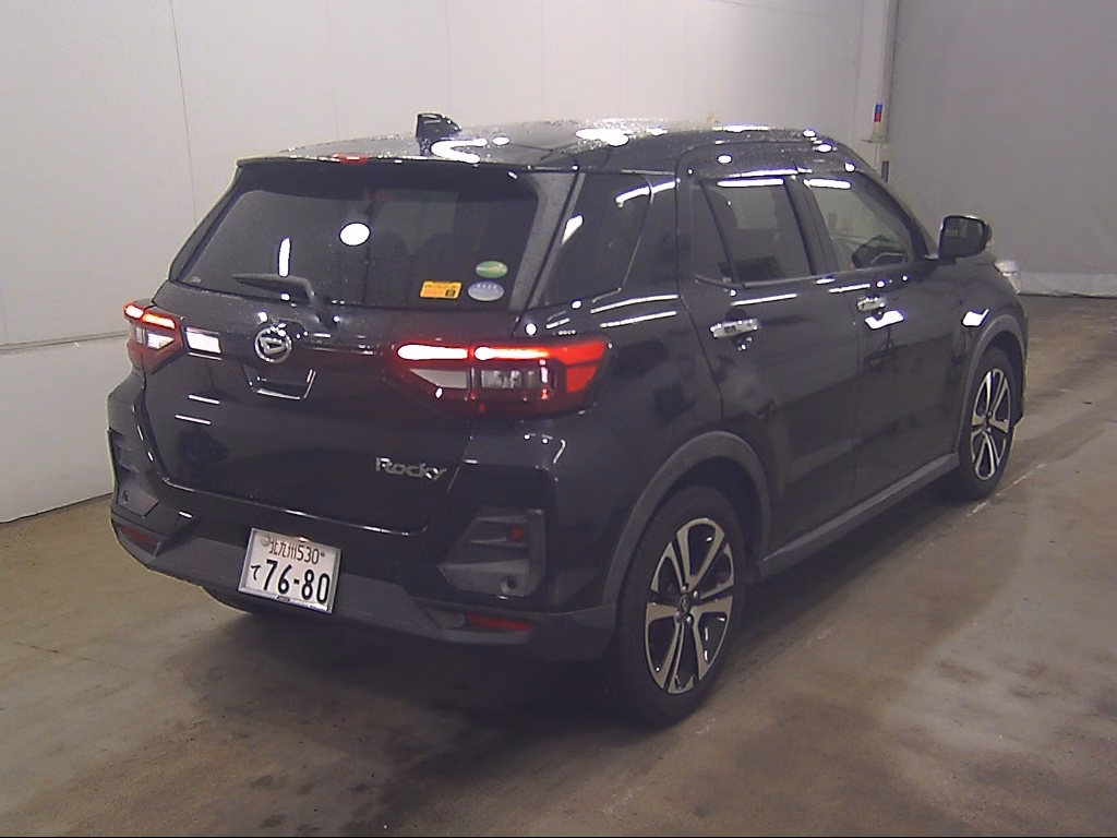 DAIHATSU ROCKY