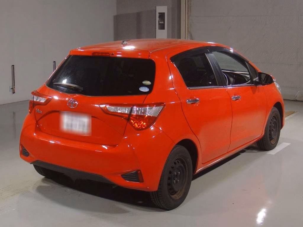 TOYOTA VITZ