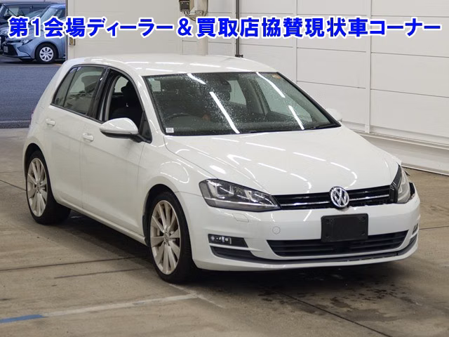 VOLKSWAGEN GOLF