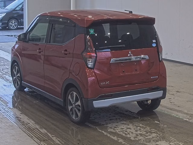 MITSUBISHI EK X
