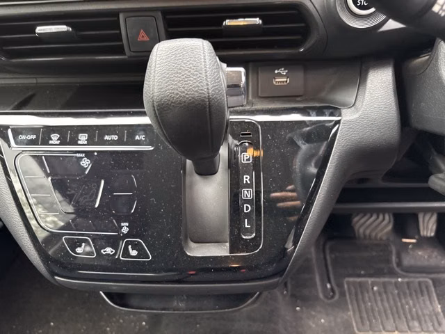 MITSUBISHI EK X