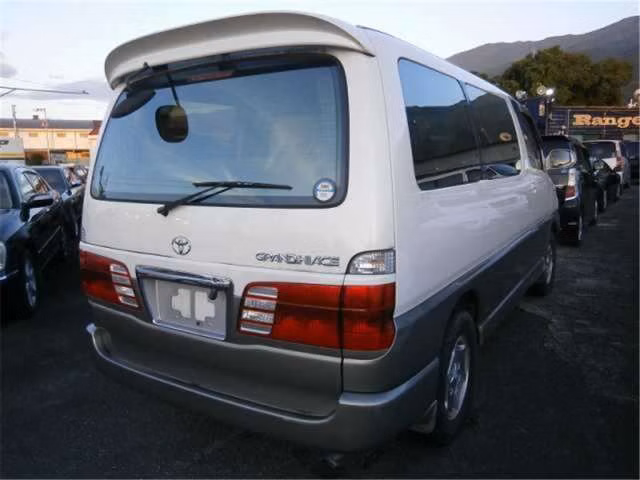 Toyota Grand Hiace