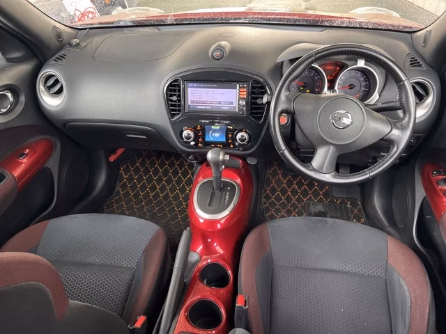 NISSAN JUKE