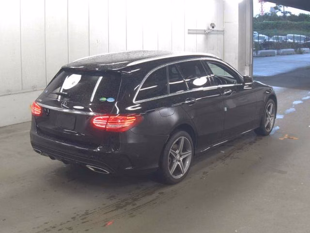 MERCEDES-BENZ C-CLASS