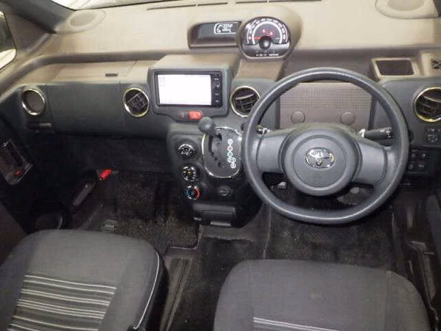 TOYOTA SPADE