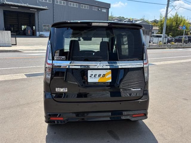Mitsubishi Delica D:2