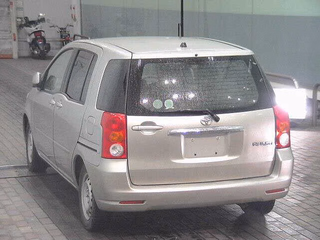 TOYOTA RAUM