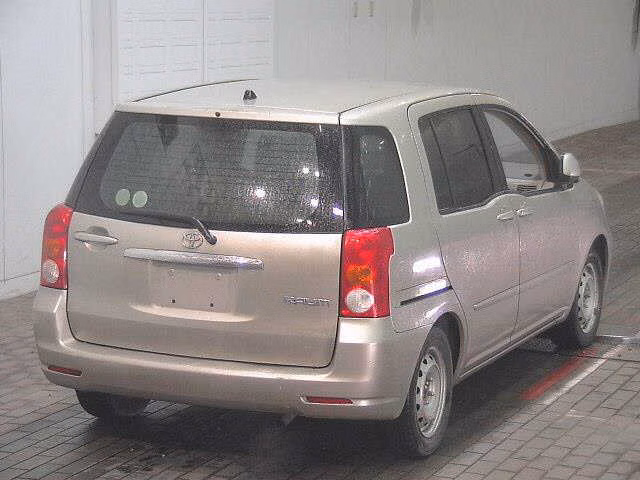 TOYOTA RAUM