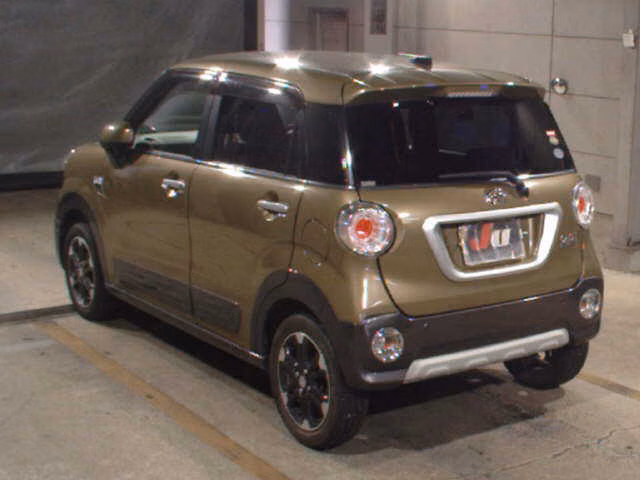 DAIHATSU CAST