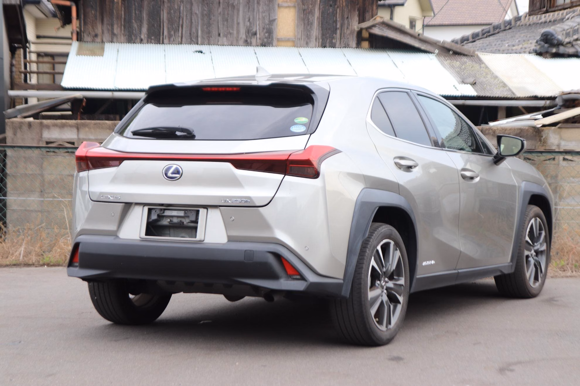 Lexus UX250h