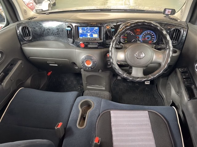 NISSAN CUBE
