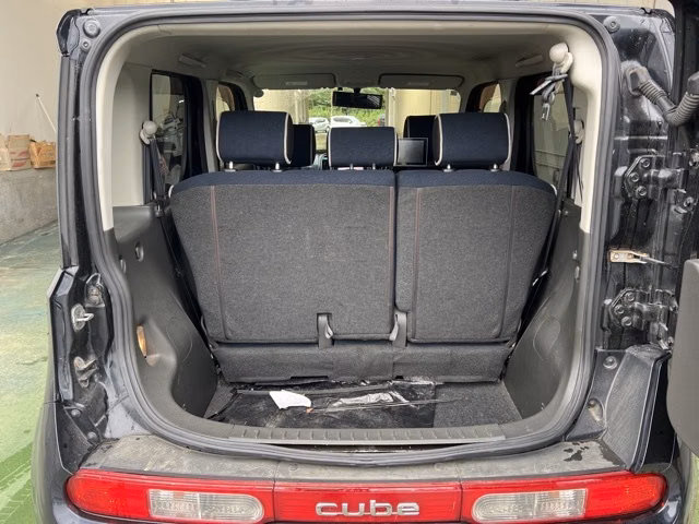 NISSAN CUBE
