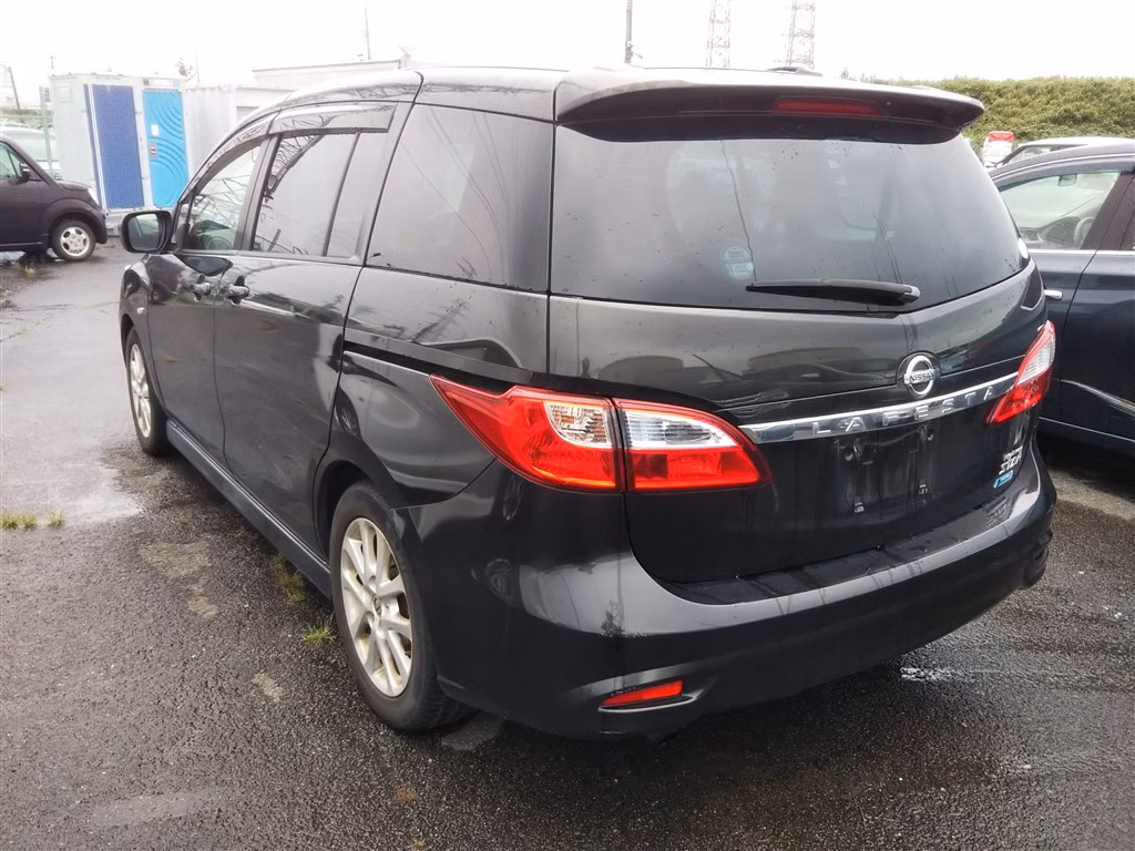 NISSAN LAFESTA