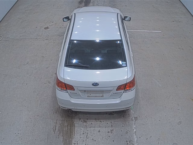 SUBARU LEGACY B4