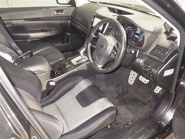 SUBARU LEGACY