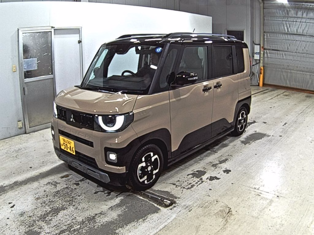 MITSUBISHI DELICA MINI