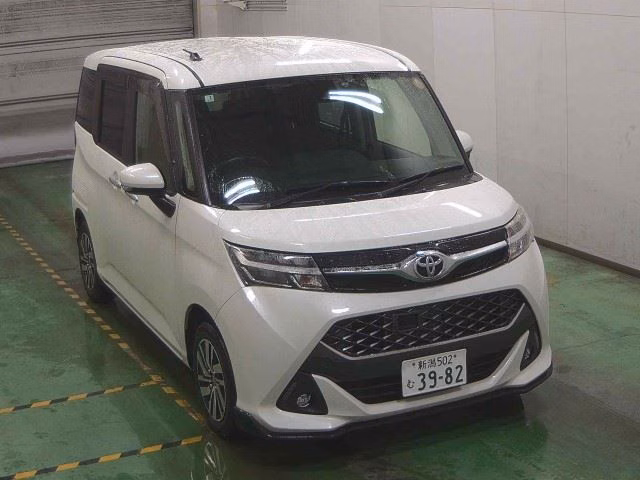 TOYOTA TANK
