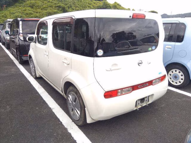 NISSAN CUBE
