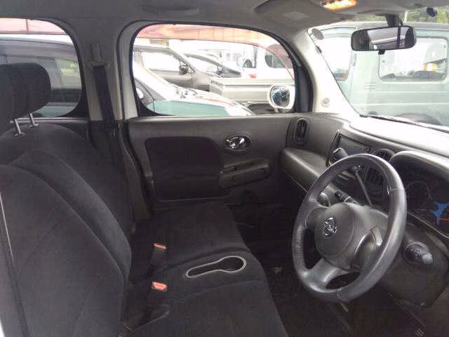 NISSAN CUBE