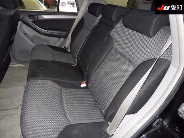 TOYOTA HILUX SURF
