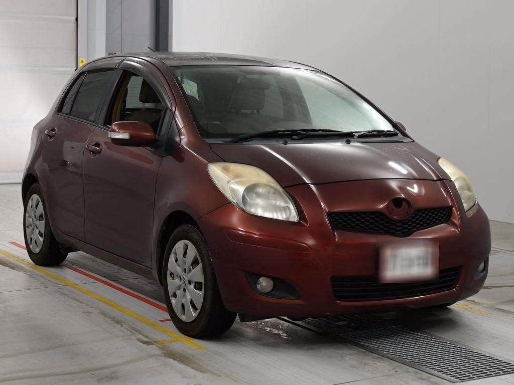TOYOTA VITZ