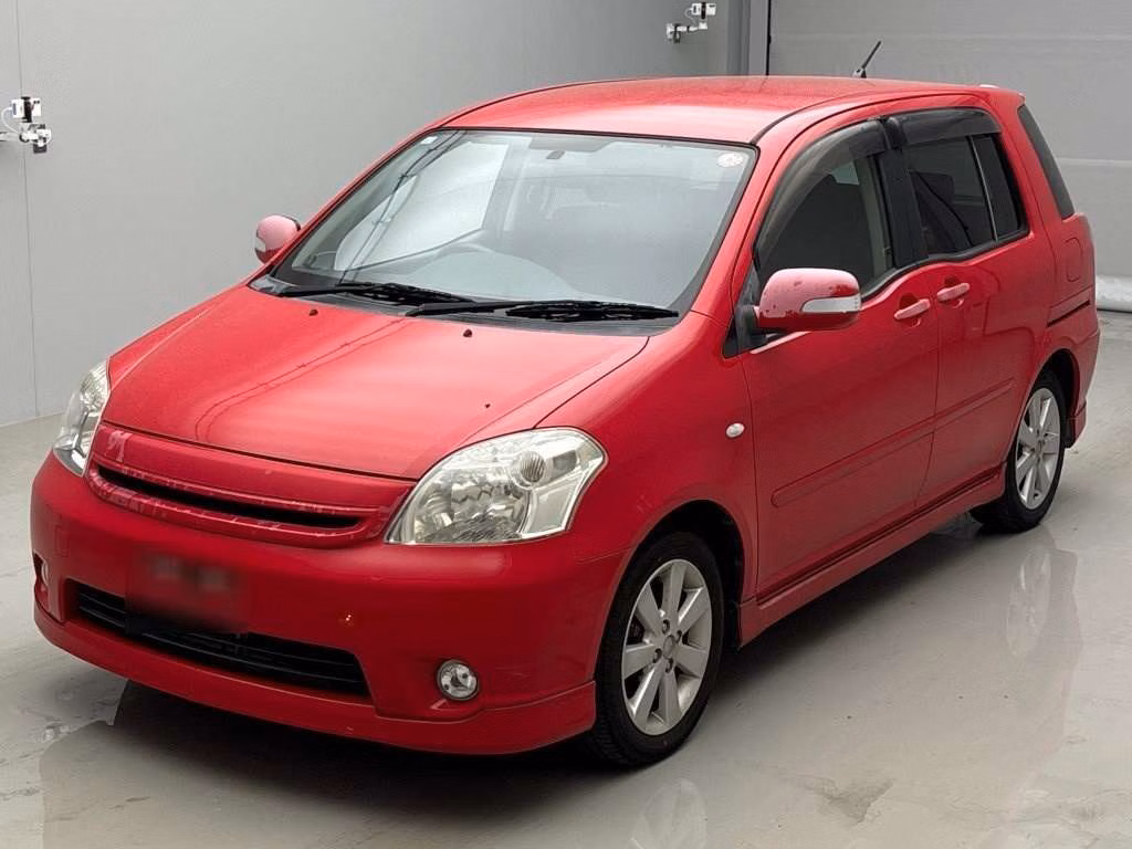TOYOTA RAUM