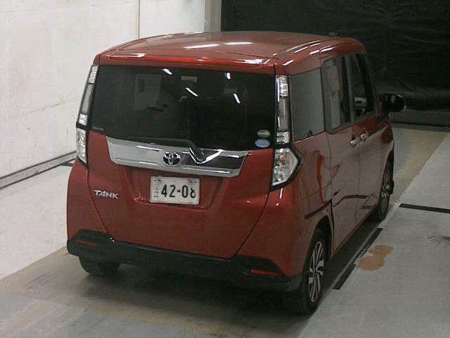 TOYOTA TANK