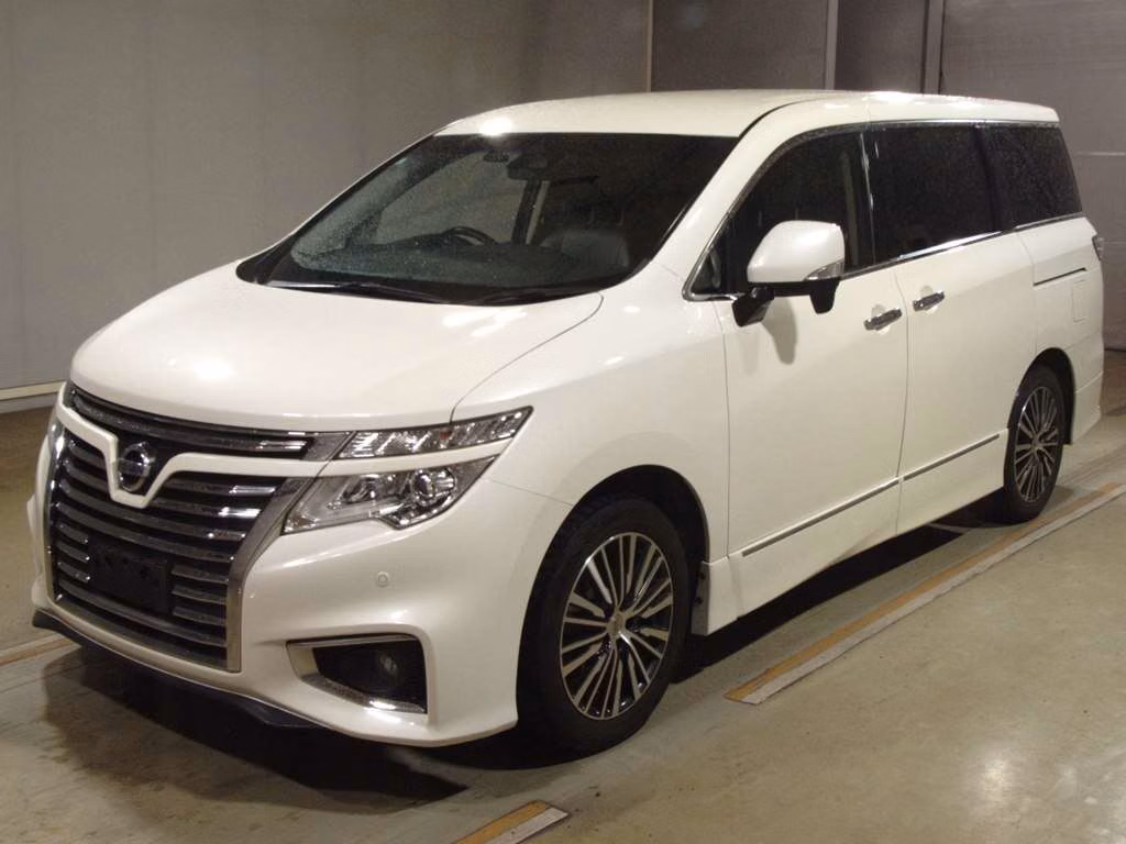 NISSAN ELGRAND