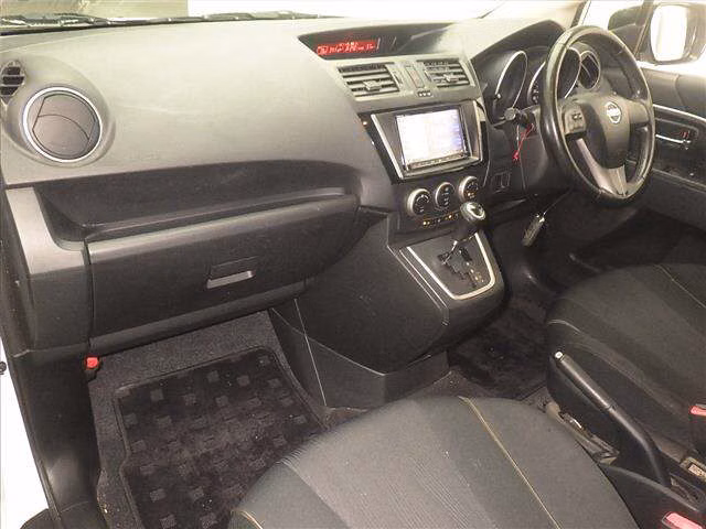 NISSAN LAFESTA